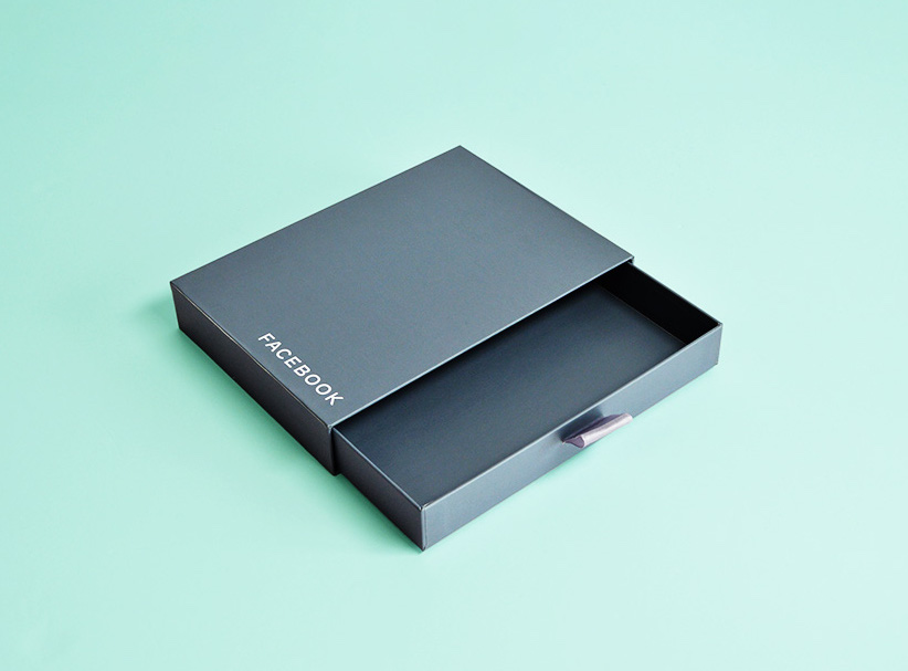 custom printed sliding drawer box for facebook grey on green background