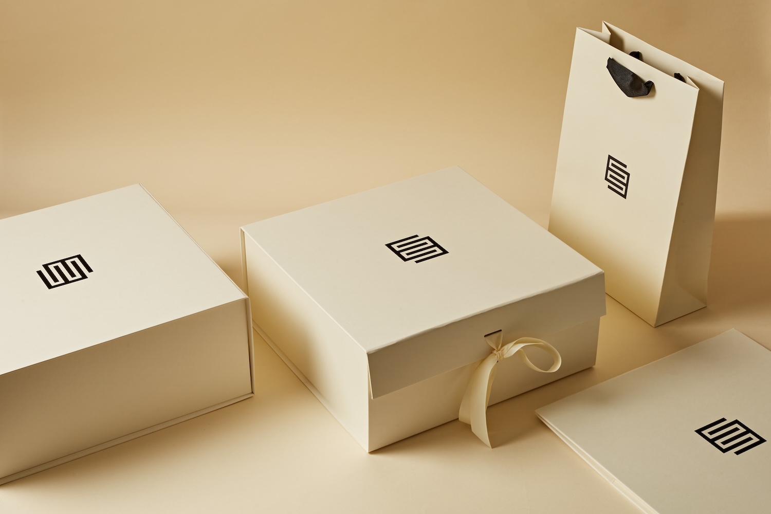 Custom Printed Ribbon Sealed Boxes - Comet Packaging