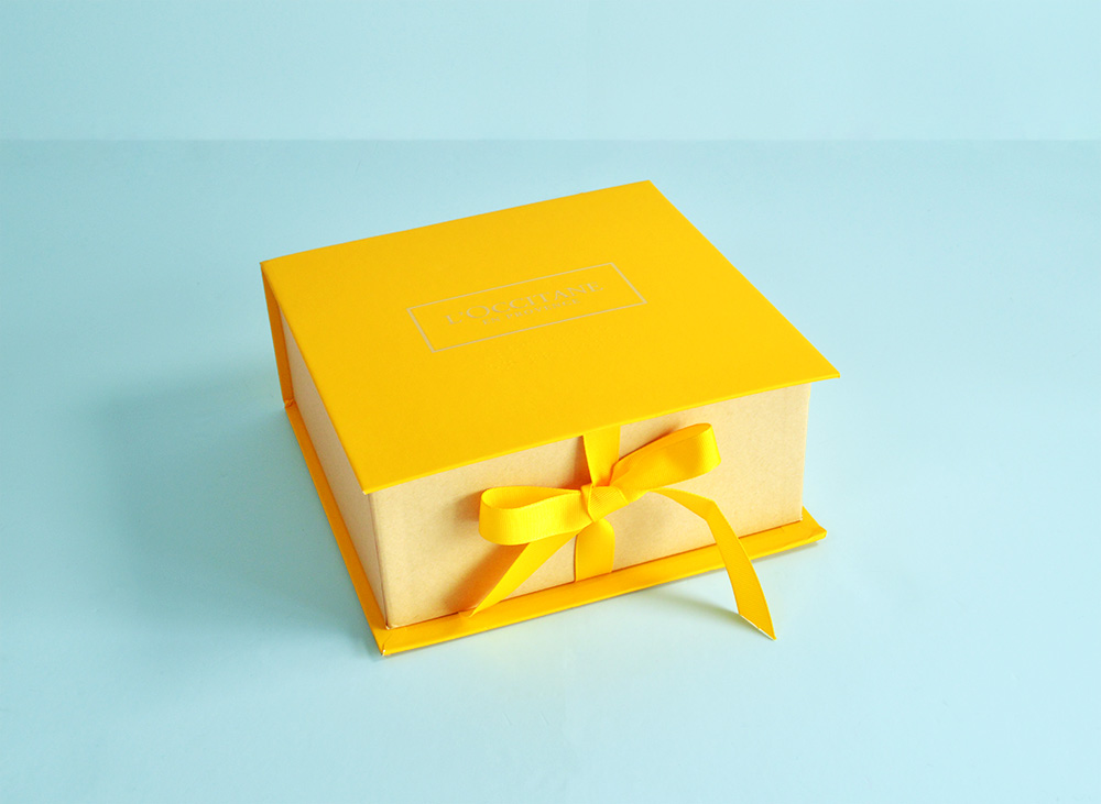 ribbon close box yellow